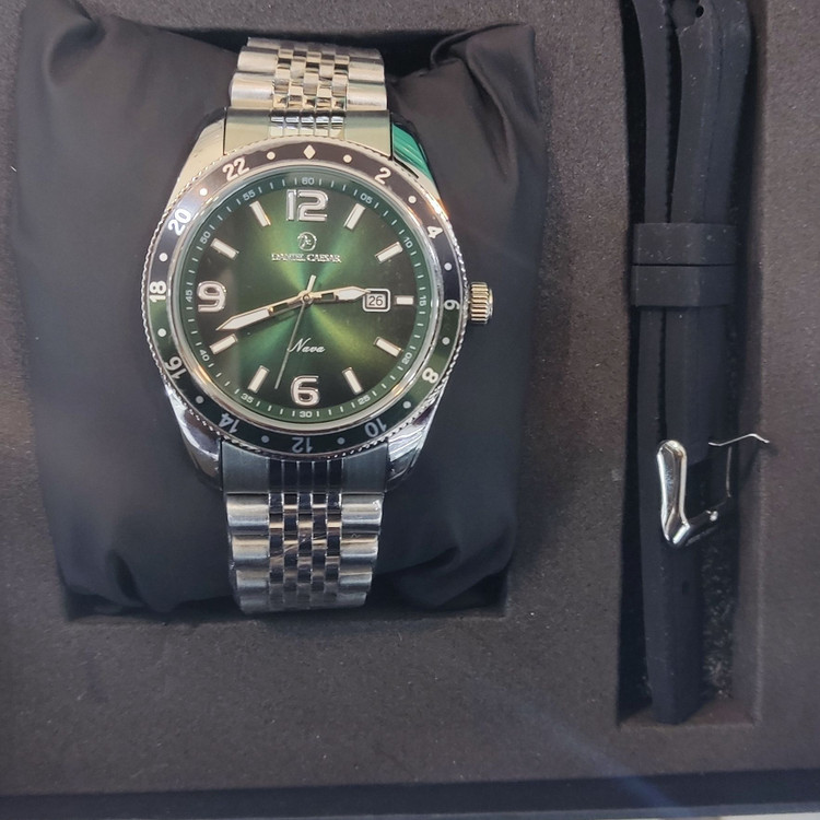 ساعت مردانه اورجینال دنیل سزار کد DC1355G